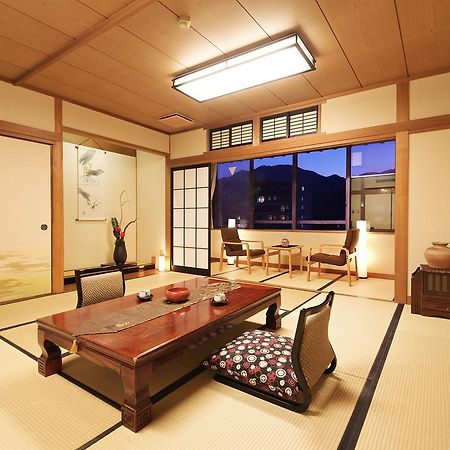 Kotobukiso 호텔 Shin'onsen 외부 사진