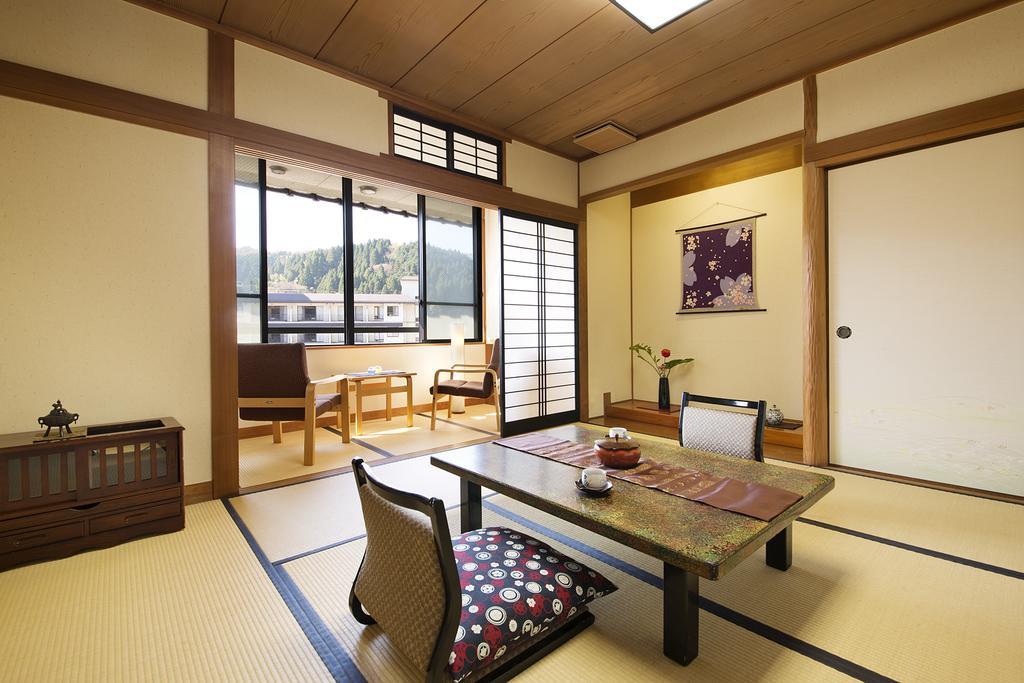 Kotobukiso 호텔 Shin'onsen 외부 사진